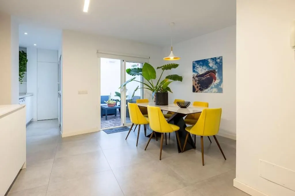 בית נופש Eden Rentals La Laguna Heritage Residence ספרד